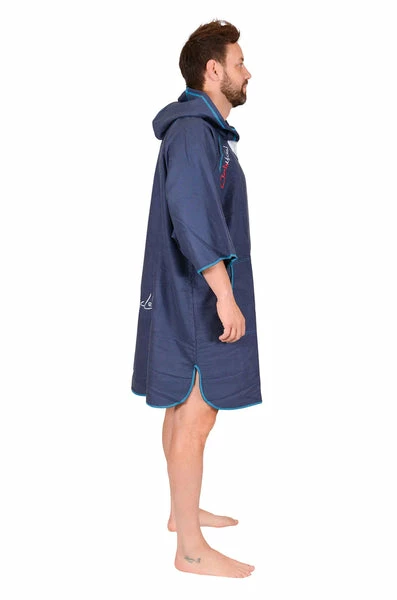 Charlie McLeod - Poncho Driathlon Navy - Image 2